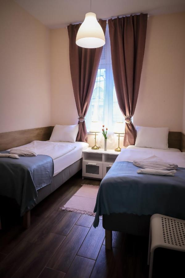 East Station Comfort Plus Budapest Exterior photo